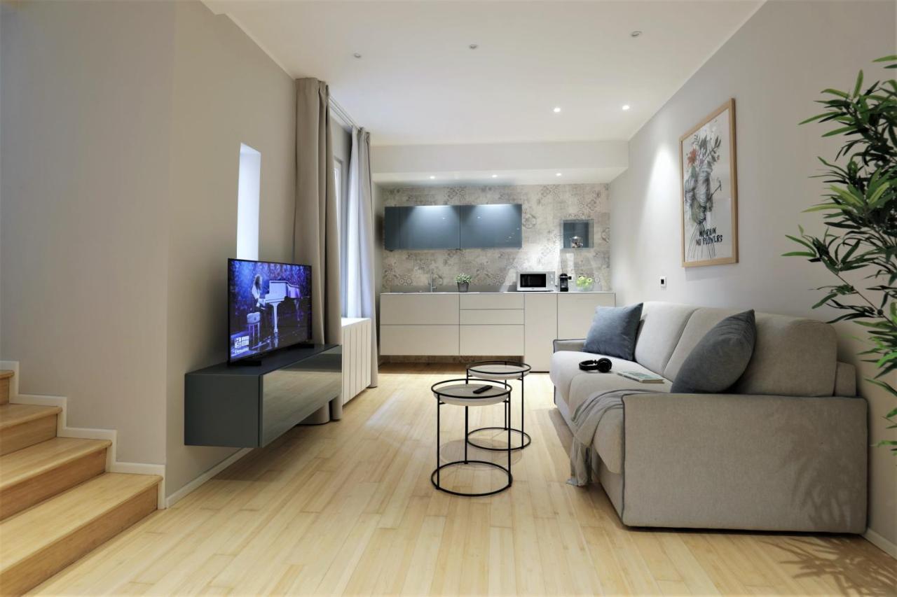 Viam 16B Suites Rome Bagian luar foto