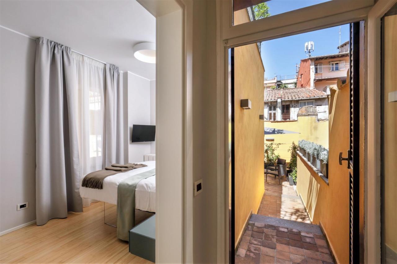 Viam 16B Suites Rome Bagian luar foto